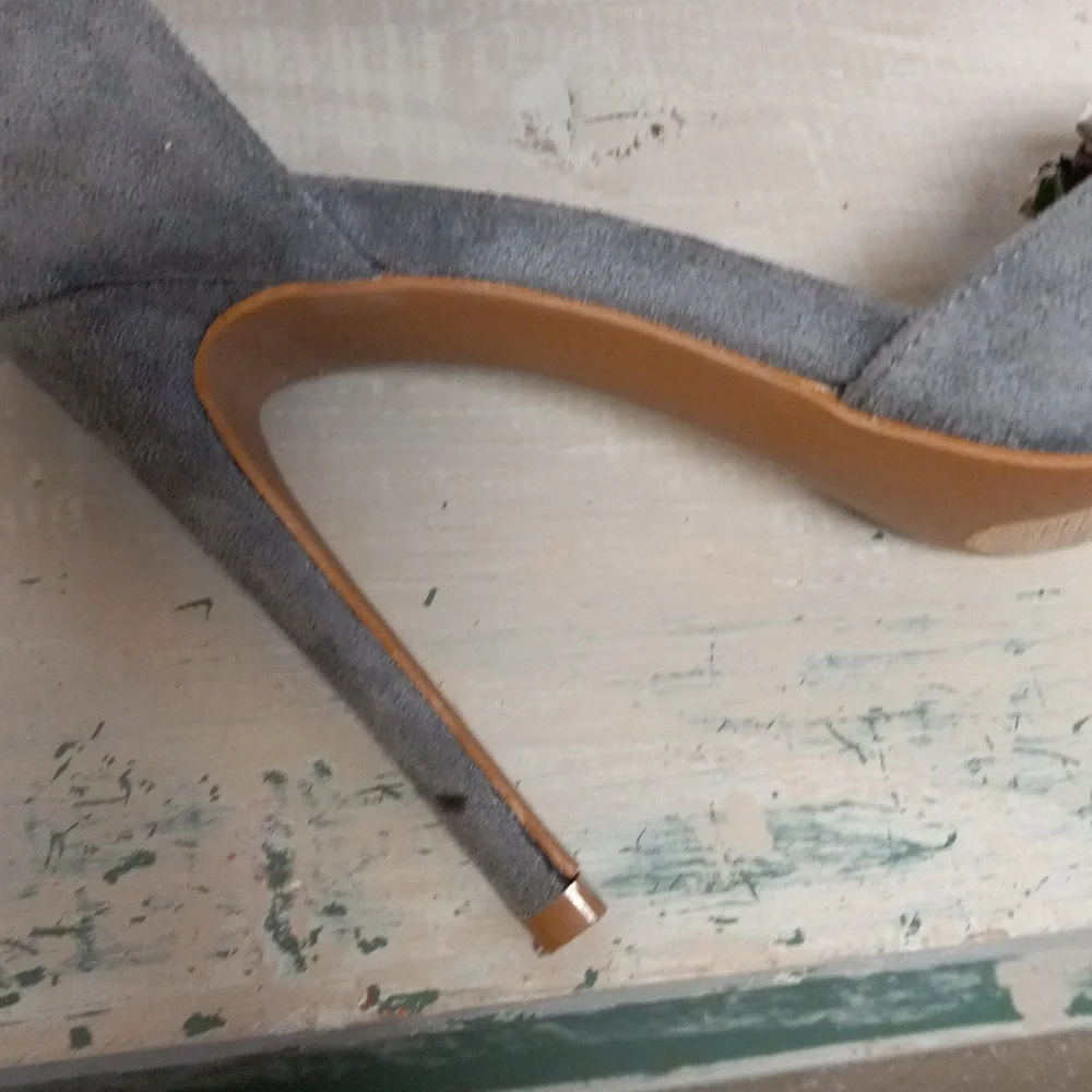 Charlotte Russe Gray, Pointed Toe, Ruffle Strap, Zip Back Heels - Picture 15 of 15